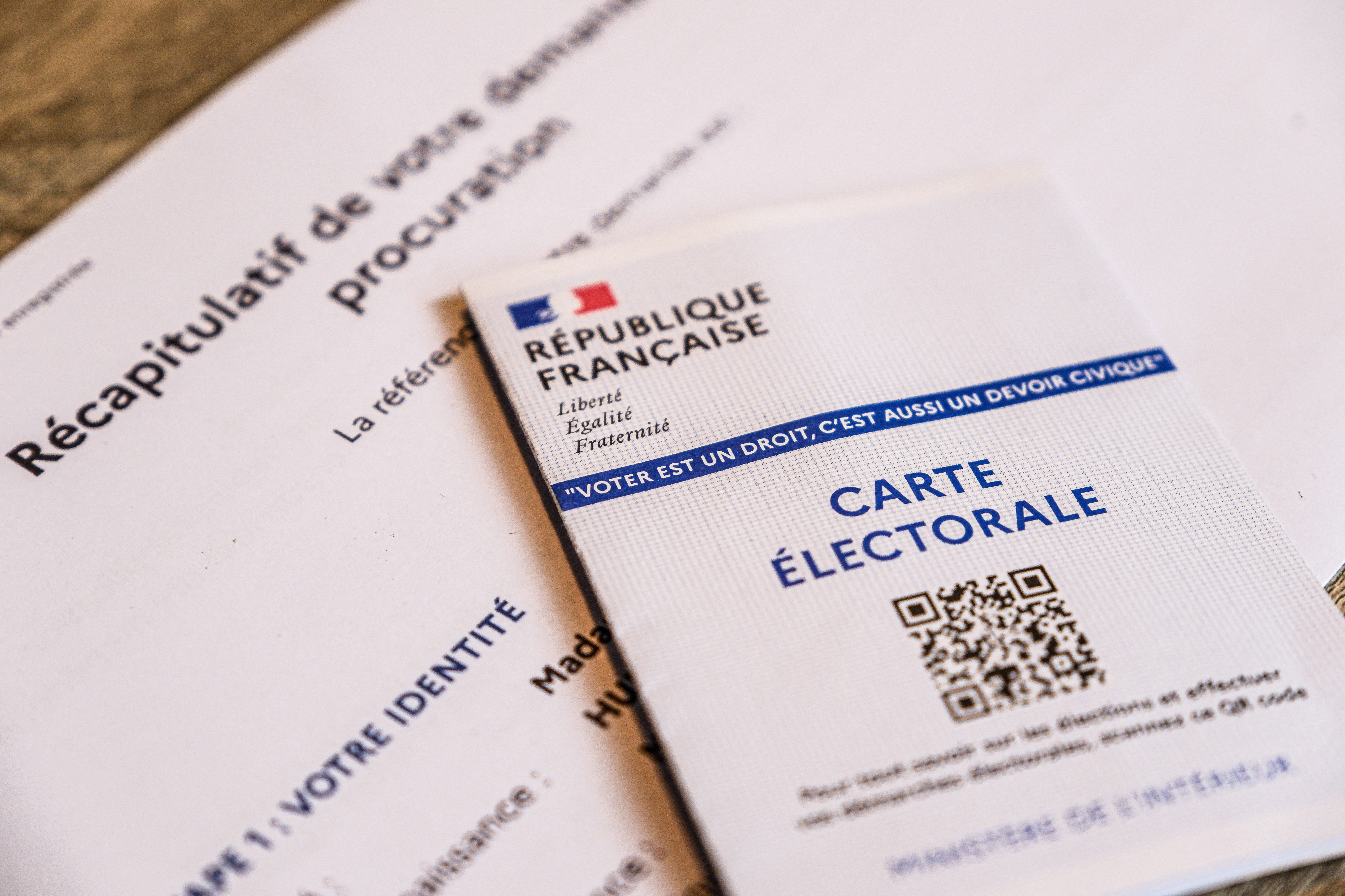 Französische Wahlunterlagen