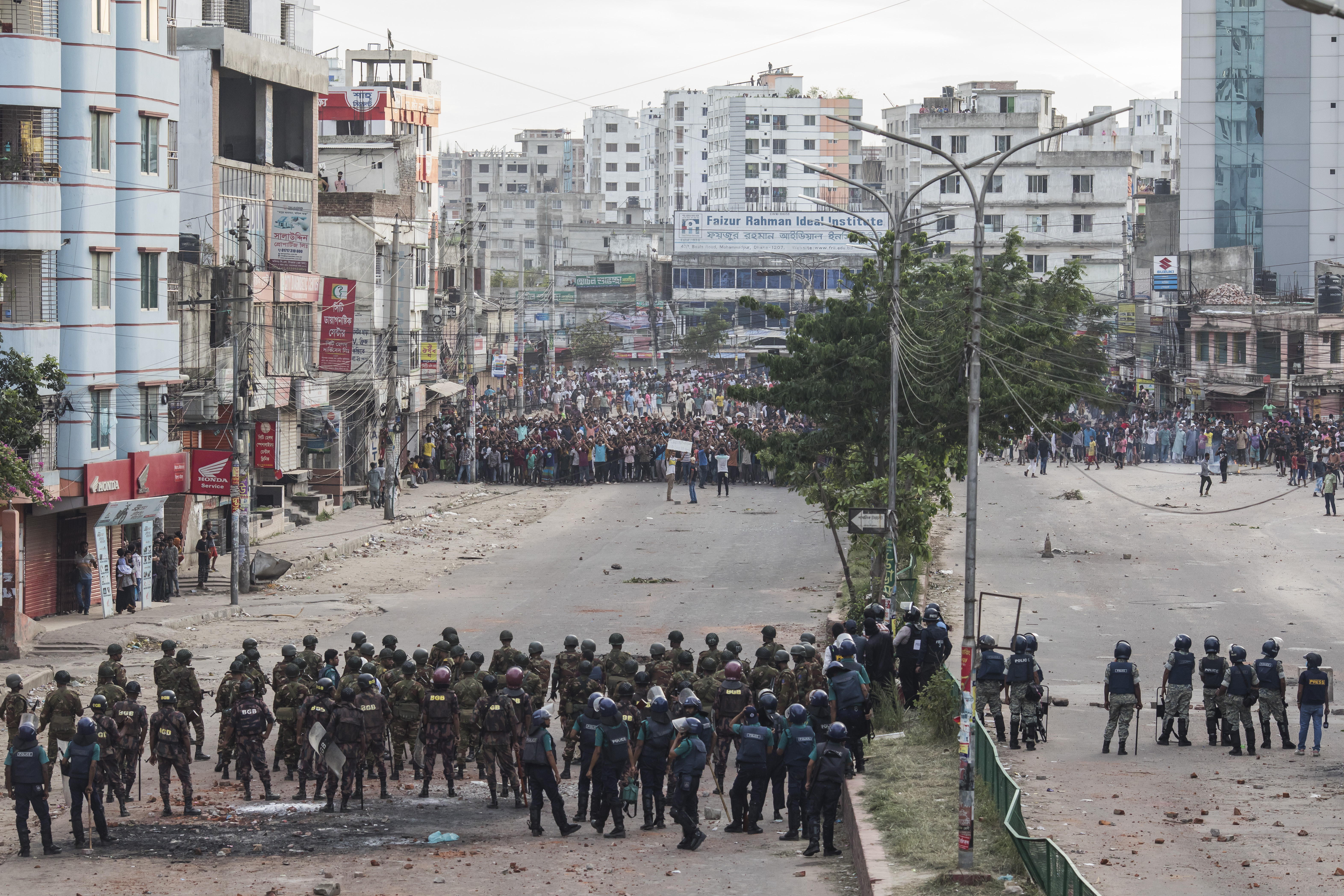Die Studentenproteste in Bangladesch eskalieren.