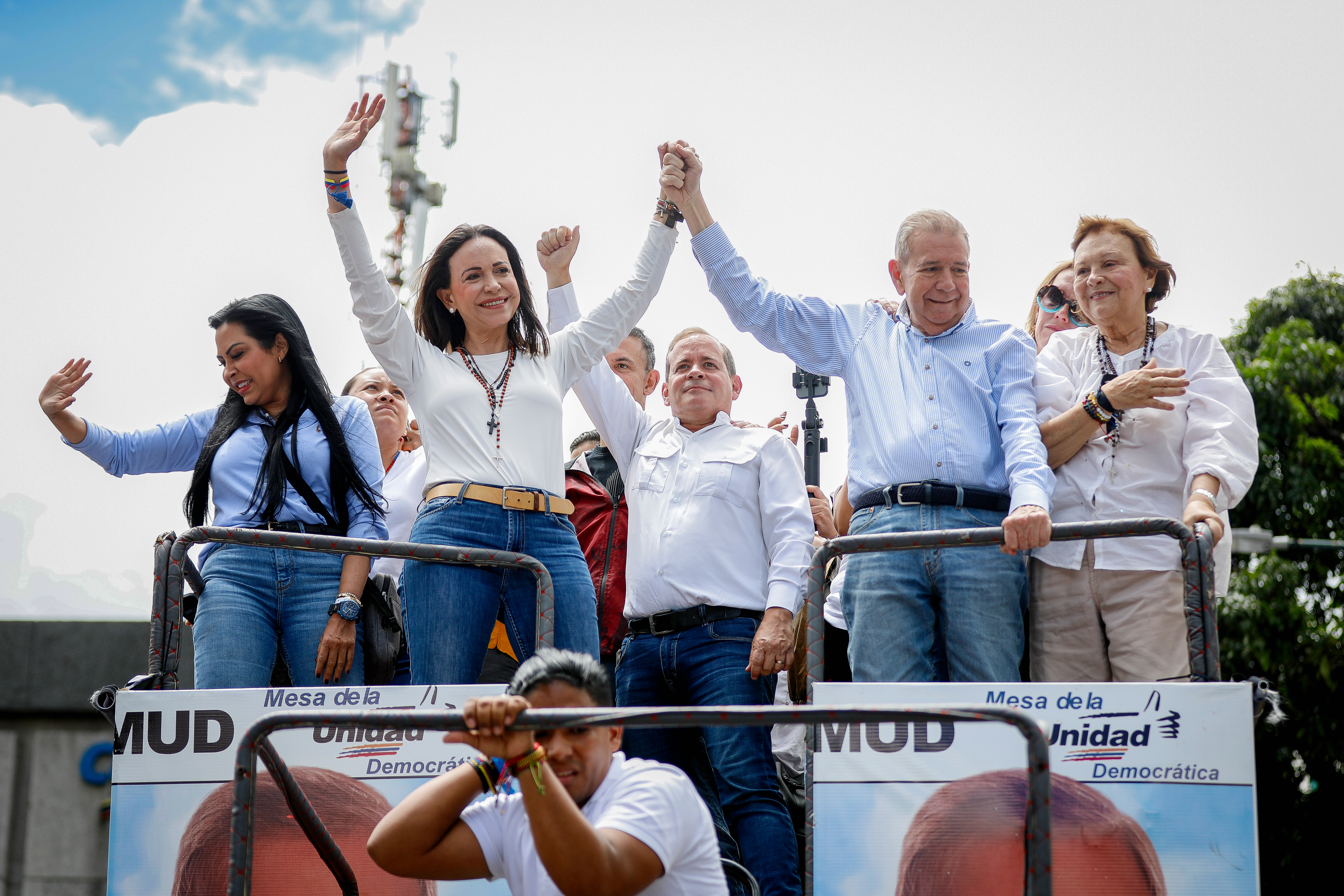  María Corina Machado und Edmundo González während einer Demonstration gegen die offiziellen Ergebnisse der Präsidentenwahl. 