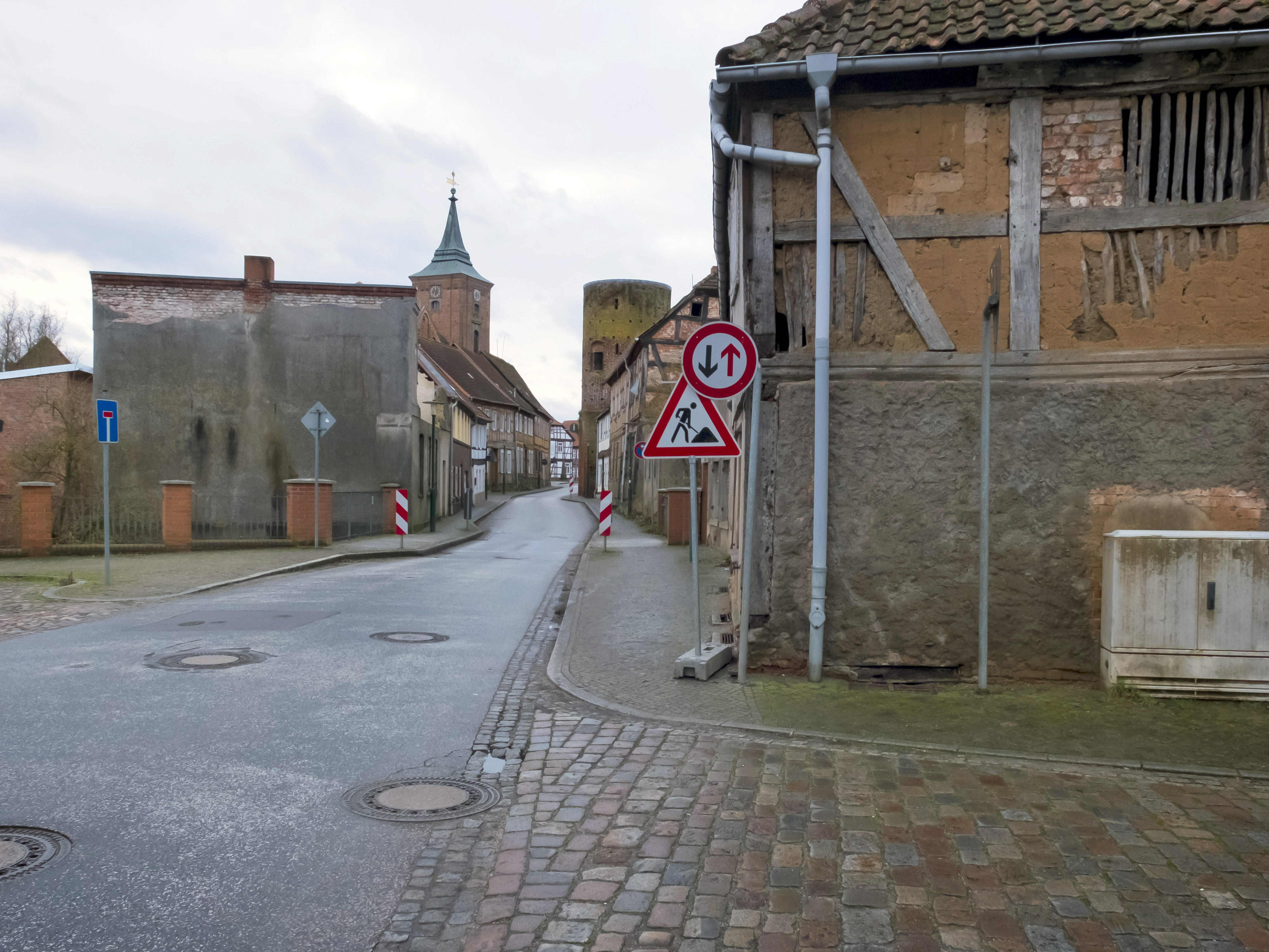 Im Osten Deutschlands sind Mieten und Immobilienpreise in der Regel niedriger und die Leerstandsquote höher.