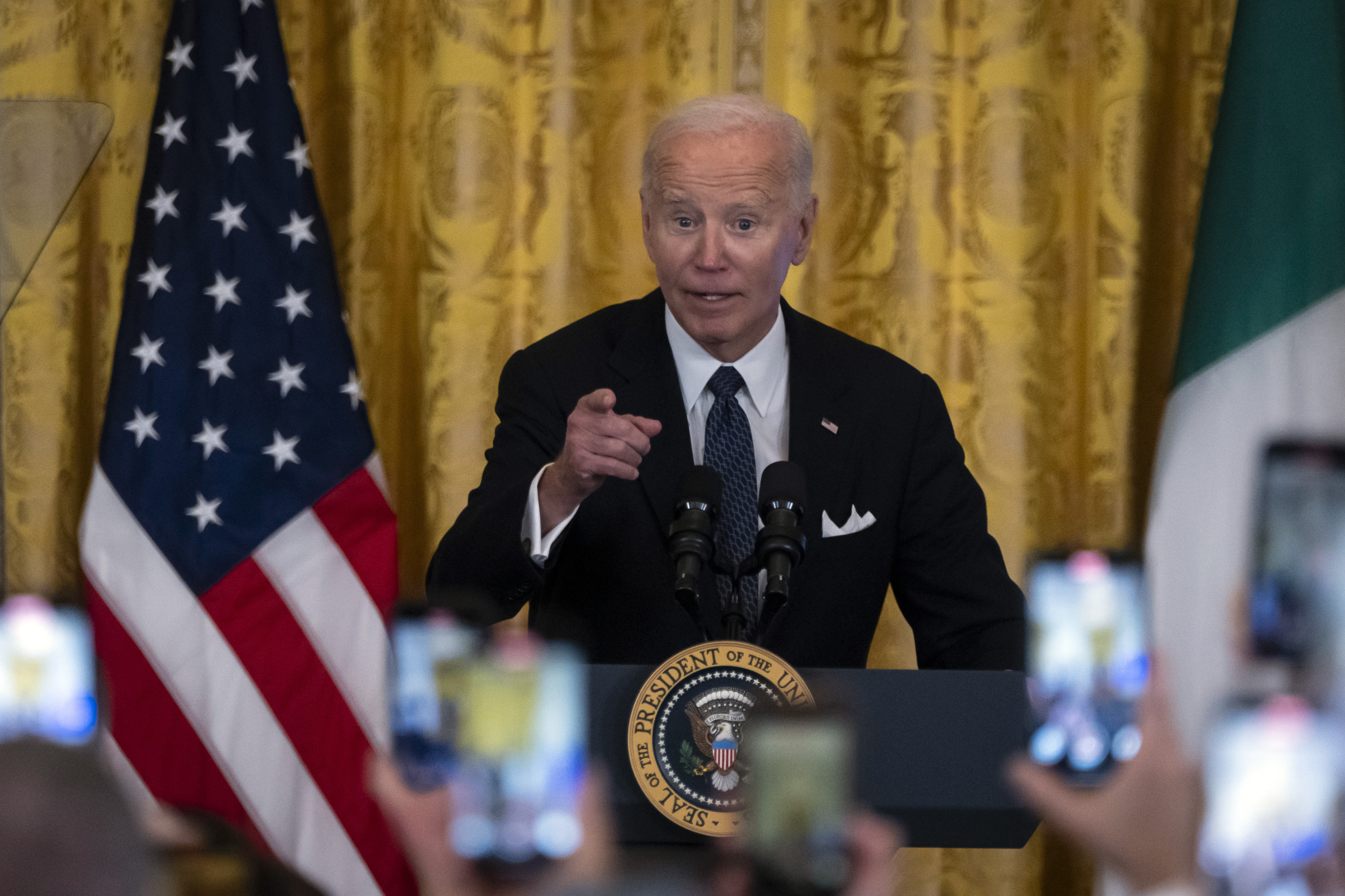 Präsident Biden hat außenpolitisch vieles von dem geliefert, was er angekündigt hat. Er hat Bündnisse gestärkt und Vertrauen aufgebaut. 