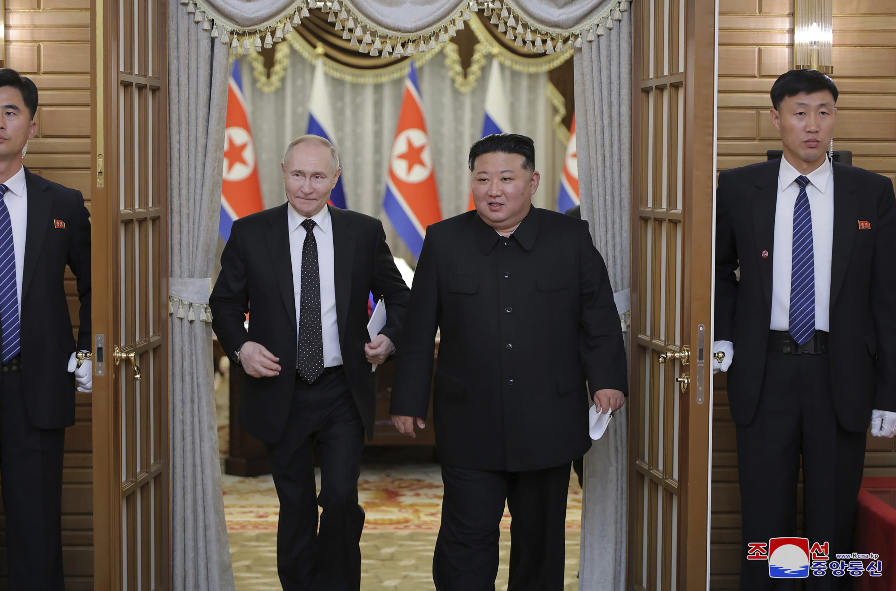 Wladimir Putin und Kim Jong Un. 