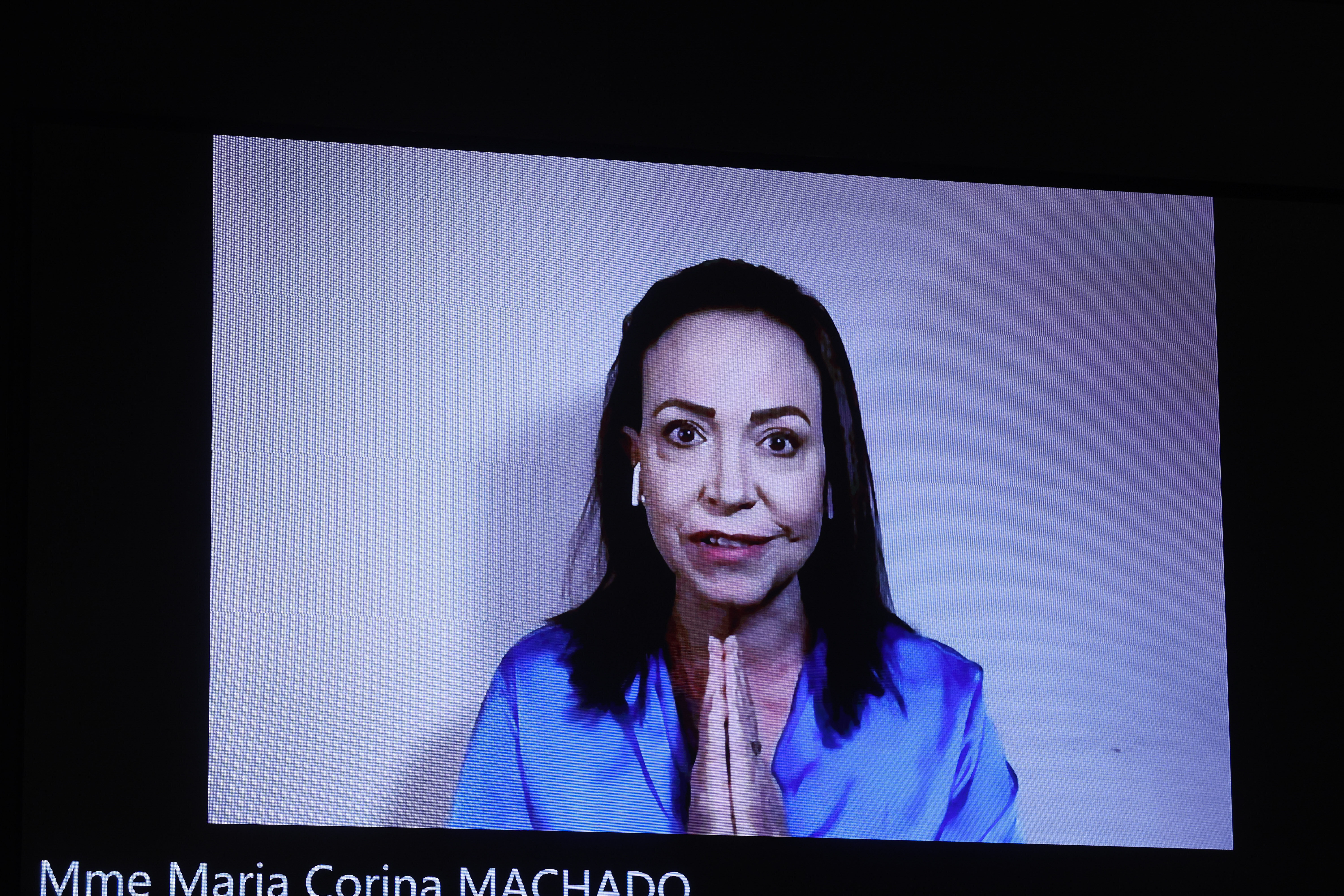 Die venezolanische Oppositionsführerin Maria Corina Machado hält ihre Rede nach der Verleihung des Vaclav-Havel-Preises 2024 in einem Video 