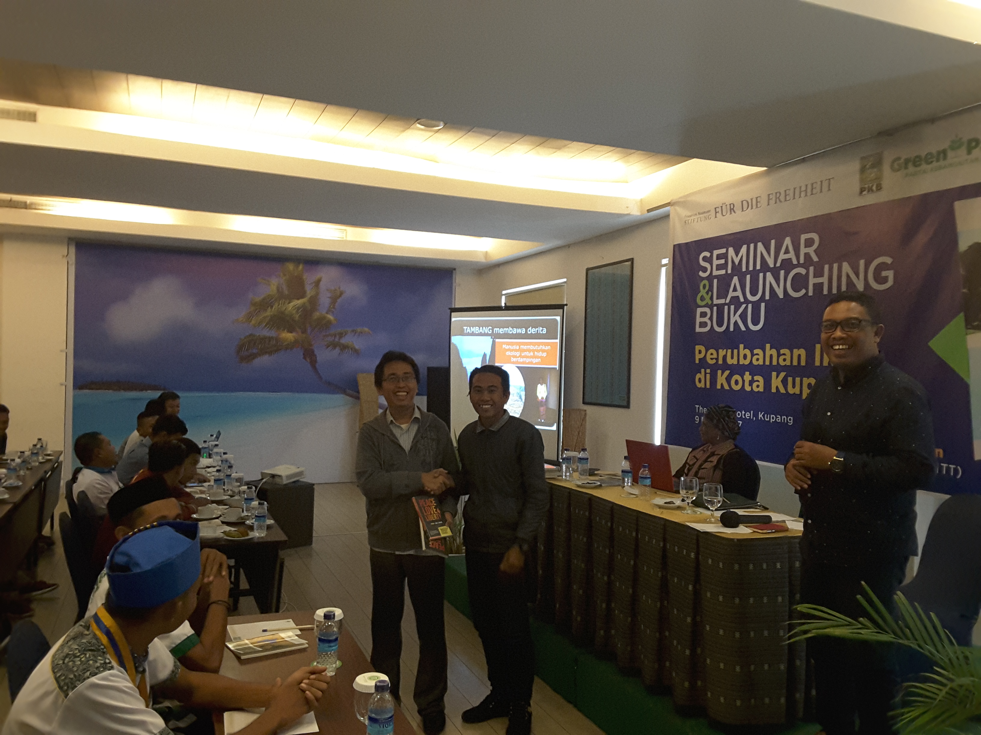 Seminar Perubahan Iklim Kupang, Mama Aleta, Garda Bagsa, FNF Indonesia