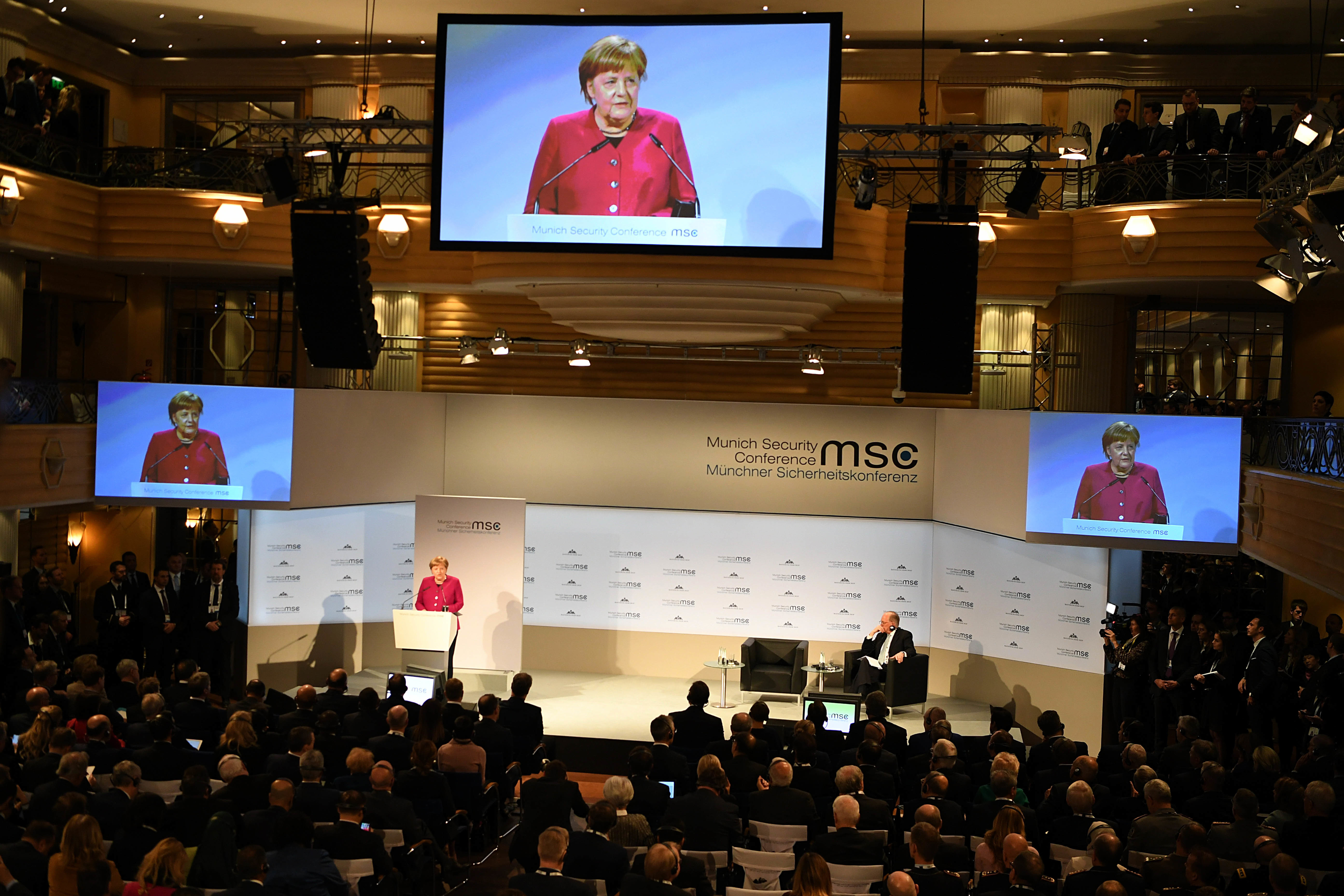 Bundeskanzlerin Angela Merkel spricht auf der 55. Münchner Sicherheitskonferenz