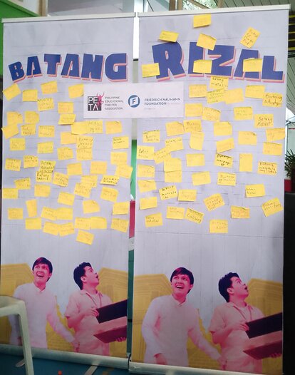 Batang Rizal board