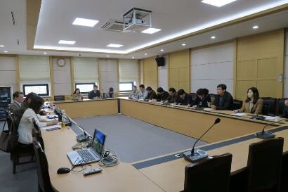 Lecture at the Ministry of Unification