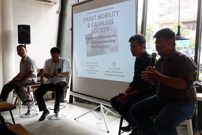 Public Discussion Smart Mobility and Cashless Society, 4 November 2017