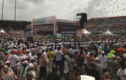 Massenkundgebung beim ersten Kongress der neu gegründeten RHDP am 26. Januar 2019 in Abidjan.