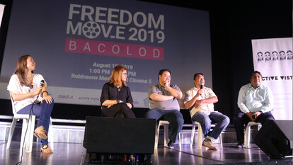 A panel open a discussion about the movie