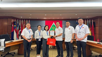 Representatives of the GERAKAN party with Program Managers from our Malaysia and Thailand offices.