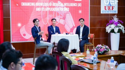 Enhancing Knowledge of Artificial Intelligence for SMEs: An Innovative Training Series