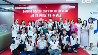 Enhancing Knowledge of Artificial Intelligence for SMEs: An Innovative Training Series