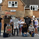 Auch vor dem Wahlkreisbüro von Bildungsminister Gavin Williamson gab es wütende Proteste.