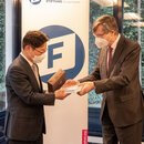 Park Beom Kye,  Südkoreas Justizminister und Karl-Heinz Paqué, Vorstandsvorsitzender der Friedrich Naumann Stiftung für die Freiheit, Professor Karl-Heinz Paqué im Hauptstadtstudio