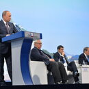 Der russische Präsident Wladimir Putin spricht auf dem Internationalen Wirtschaftsforums von St. Petersburg 2015