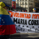 supporters of the opposition to the Venezuelan government of Nicolas Maduro have gathered this Sunday at an international meeting in support of the presidential candidate María Corina Machado under the slogan, "Venezuela does not surrender"