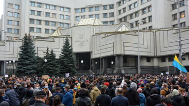 Demonstranten Verfassungsgericht Ukraine