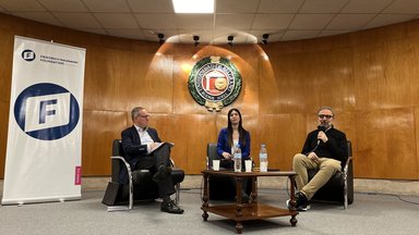 Dr. Hans-Dieter Holtzmann, Project Director of the Friedrich Naumann Foundation in Argentina, Brazil, Paraguay and Uruguay, and Gustavo Marangoni, a distinguished political analyst and university professor.