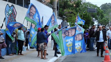 São Paulo, die bevölkerungsreichste Stadt und der wirtschaftliche Motor des Landes, war einer der am härtesten umkämpften Schauplätze bei diesen Kommunalwahlen. In der Stichwahl siegte der amtierenden Bürgermeister Ricardo Nunes