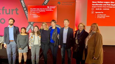 Scott Griffen (IPI), Ensaf Haidar (Wife of Raif Badawi), Hanene Zbiss (Investigative journalist from Tunisia), Tamina Kutscher (Moderator, Russia expert, journalist), Irina Borogan (Russian exile journalist and author), Andrei Soldatov (Russian exile journalist and author) and Margit Ketterle (BOEV)