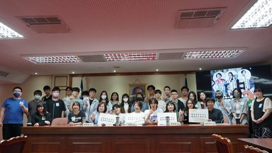 © TYAD & FNF   2024 Youth Mock Parliament Interpellation Seminars