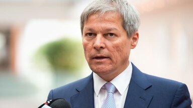The former Romanian Prime Minister and EU Commissioner of Agriculture, Dacian Cioloş